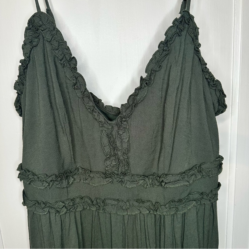 Francesca's Collections Sage Green Jumpsuit wide leg large - Picture 4 of 14
